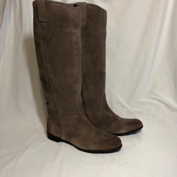 BDG Brown Suede Boots - Picture 4 of 13